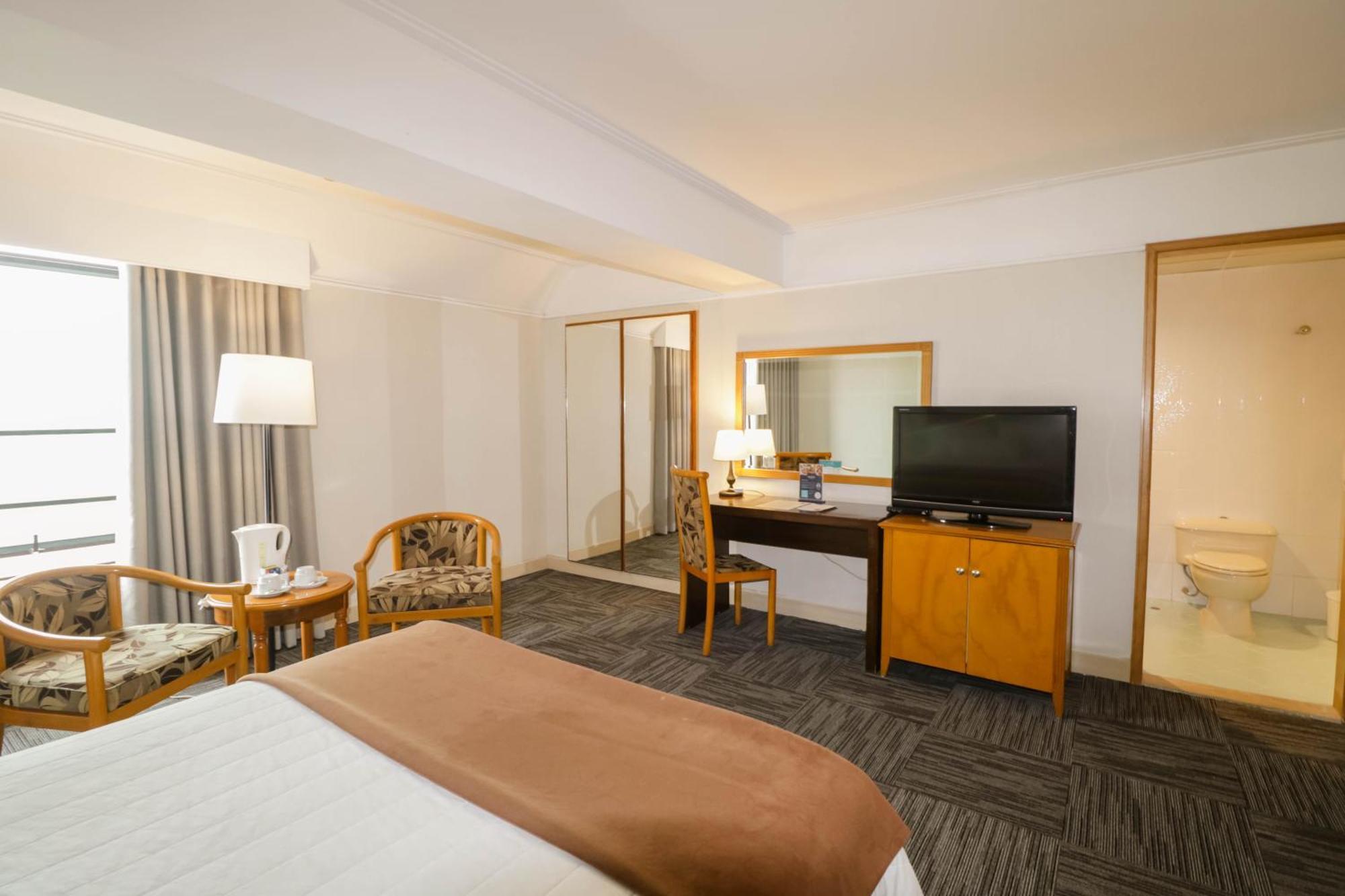 Miramar Hotel 3*